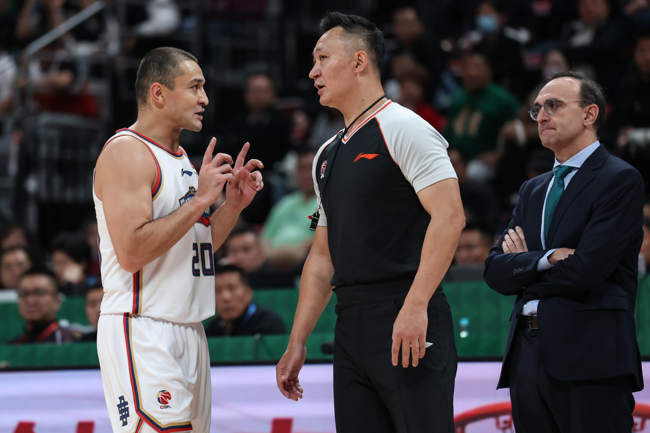 比赛集锦多伦多猛龙发布备战花絮，今夜更衣室发声，NBA季后赛任务艰巨，轮换策略成焦点的简单介绍