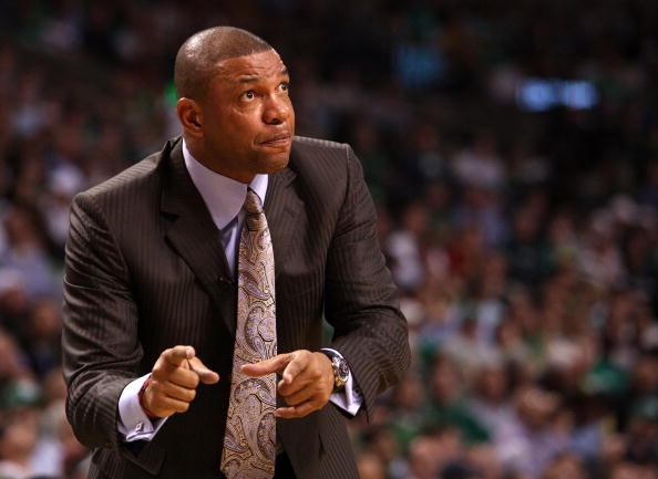 球队数据赛地聚焦：NBA季后赛今夜热度飙升；底特律活塞强势反弹；话题不断；临场指挥获称赞的简单介绍