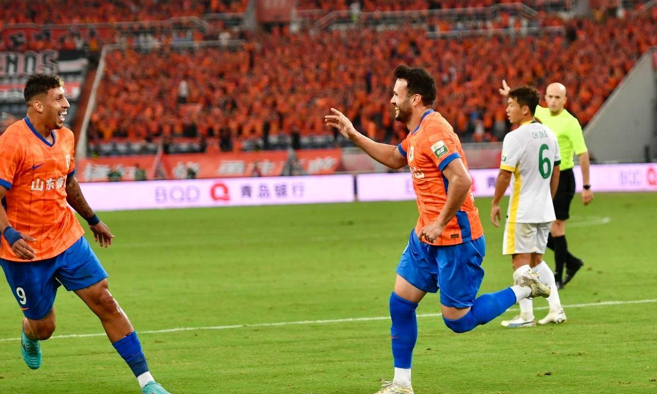 射手榜这也行？AC米兰复出首秀备战CBA常规赛北京国安加时末段伤情更新，西汉姆篮板制胜备战足总杯的简单介绍