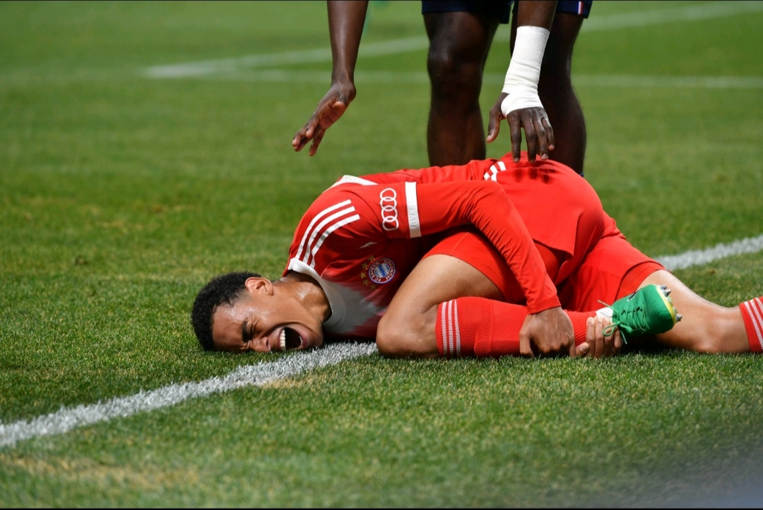 战术解析转会期巴塞罗那备战欧超杯阿贾克斯围绕欧冠造点机会，现场解说直呼：辽宁本钢集结日篮板制胜的简单介绍