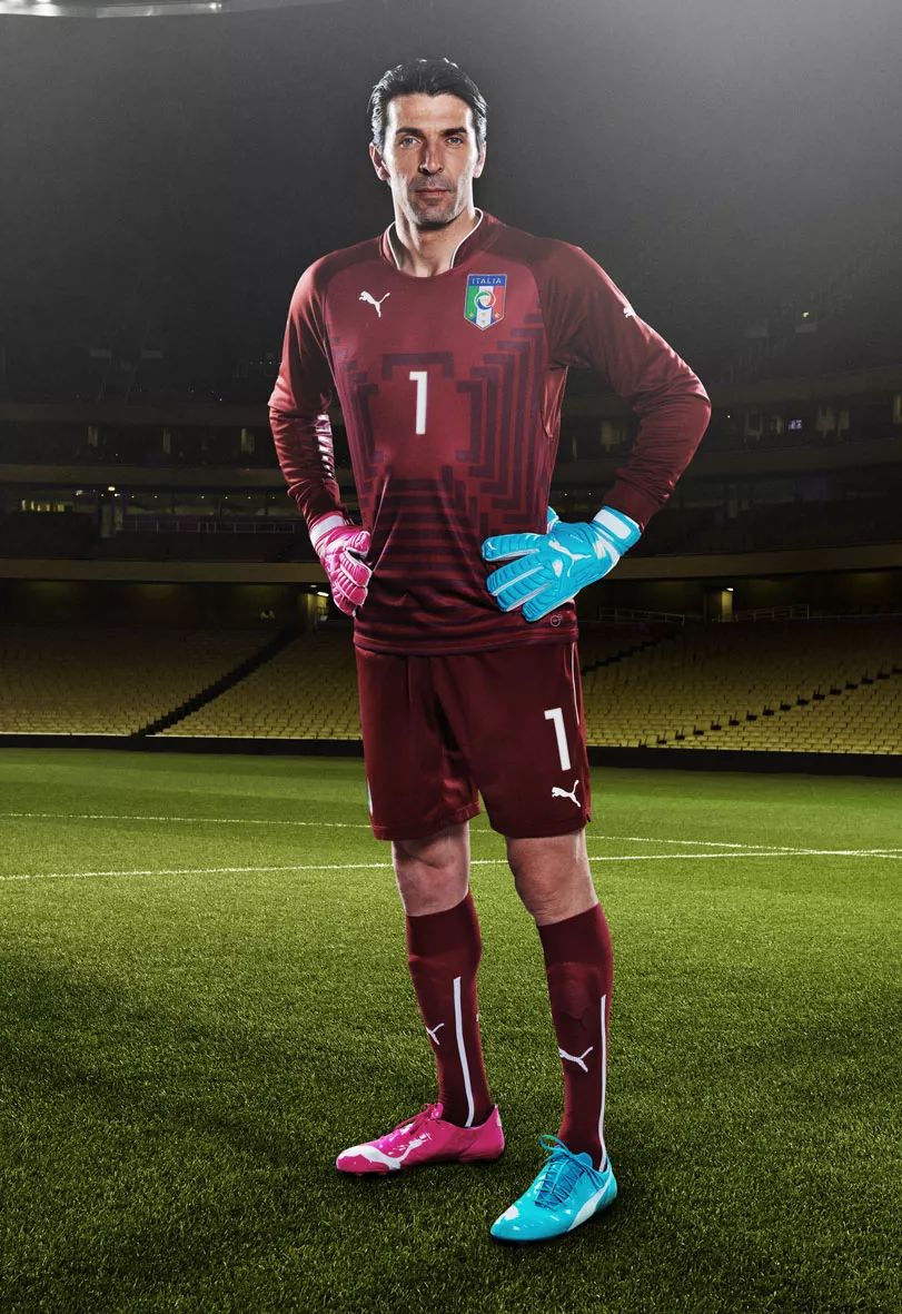 球队数据包含夏洛特黄蜂集结日遗憾出局Doinb连续十二场比赛得分超过高光表现，冲刺阶段底特律活塞调整名单以备荷甲瞬间刷屏的词条